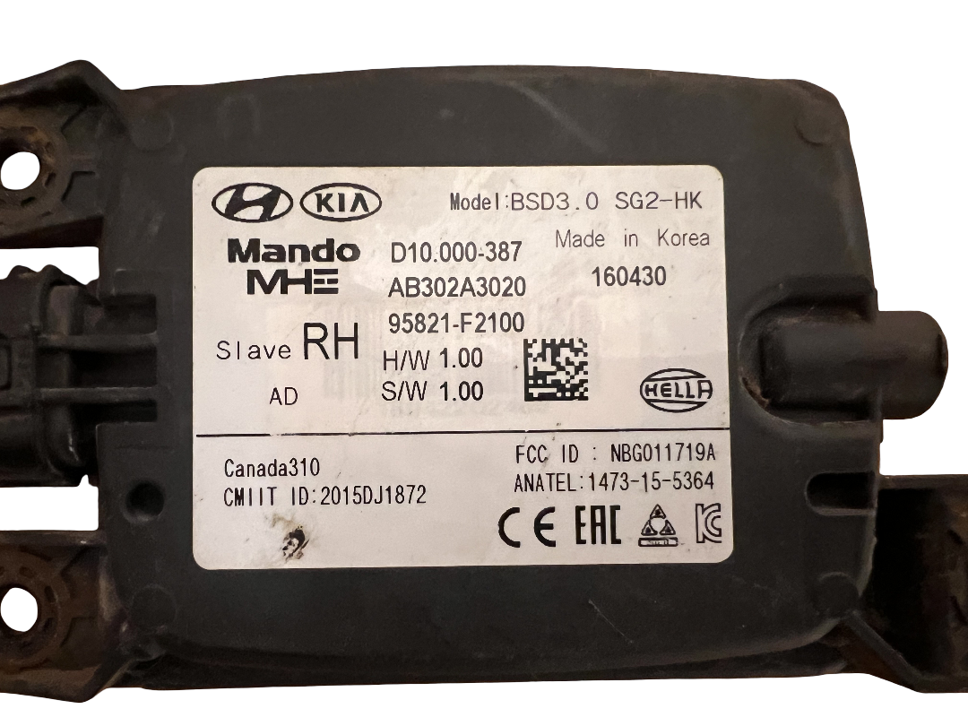 2017 2018 HYUNDAI ELANTRA RIGHT REAR BLIND SPOT RADAR MODULE 95821-F2100 OEM