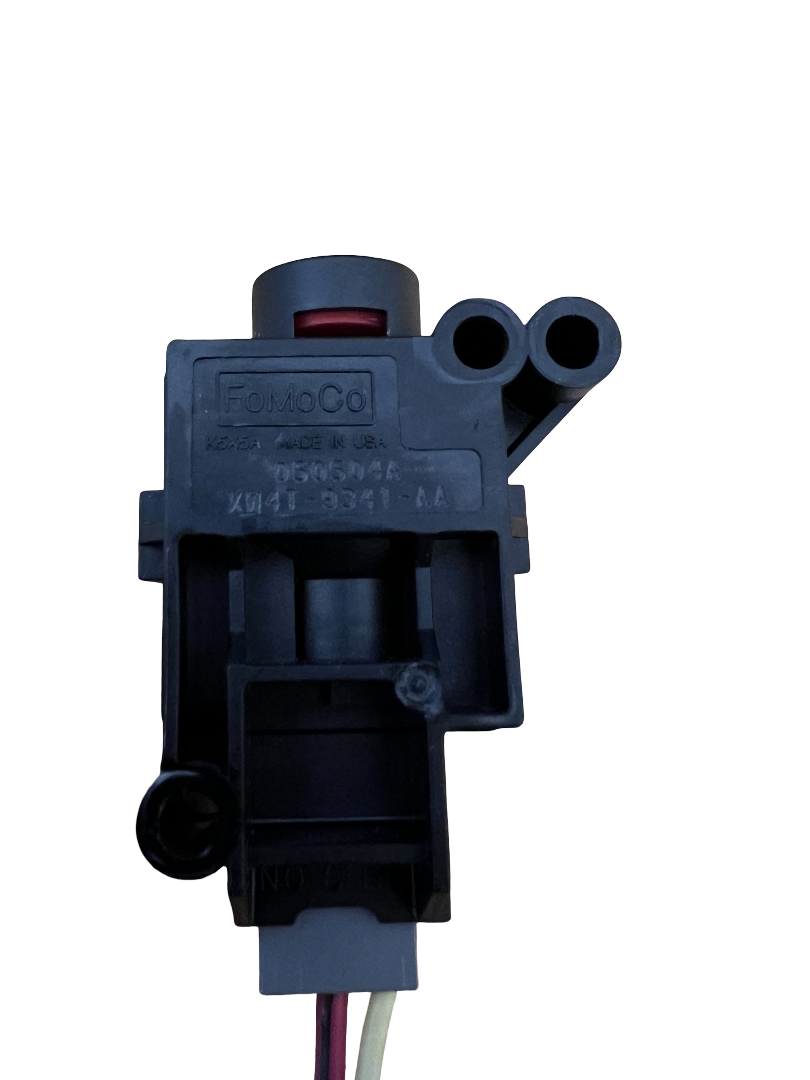 03-11 Lincoln Town Car Grand Marquis FUEL CUT OFF INERTIA SWITCH XW1T-9341-AA