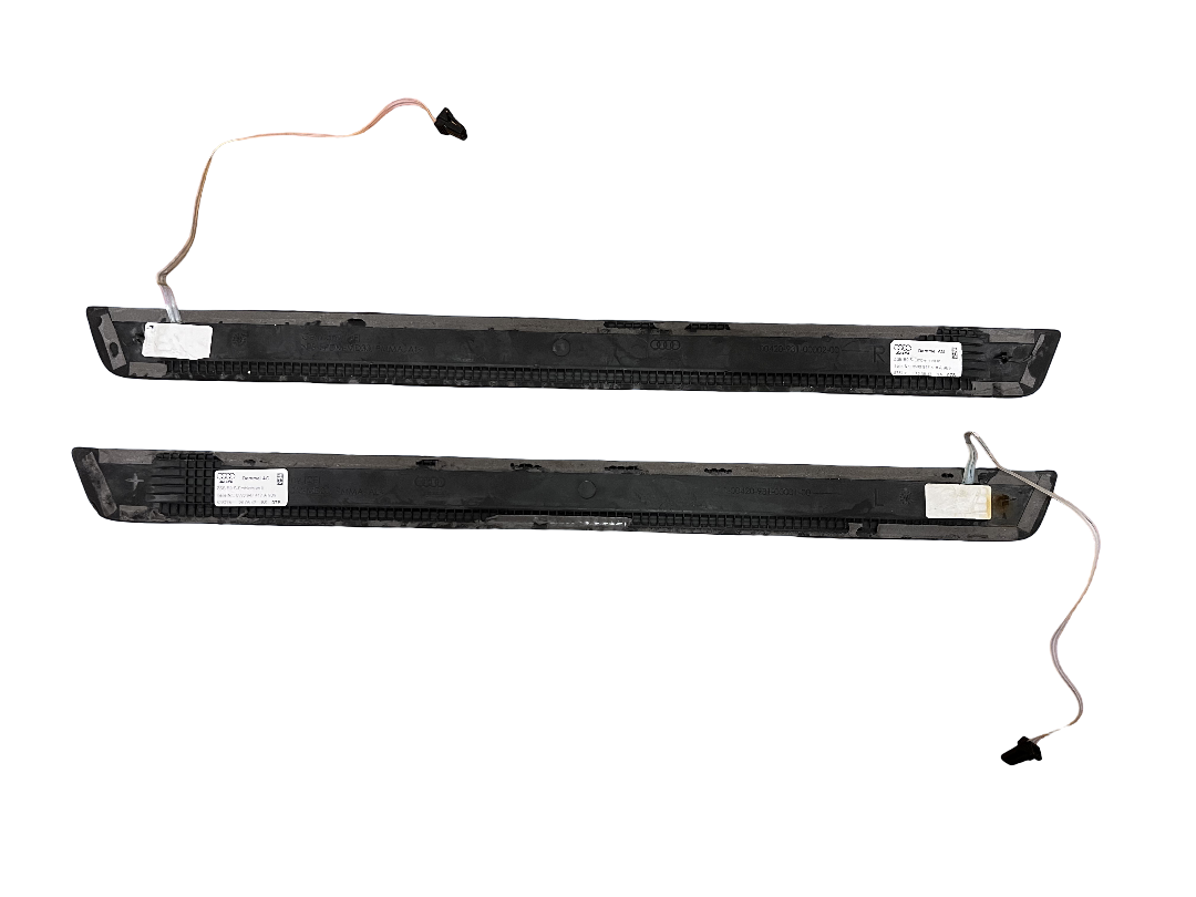 17-24 AUDI B9 A4 S4 A5 S5 SPORTBACK ILLUMINATED DOOR SILL TRIM FRONT OEM 021025