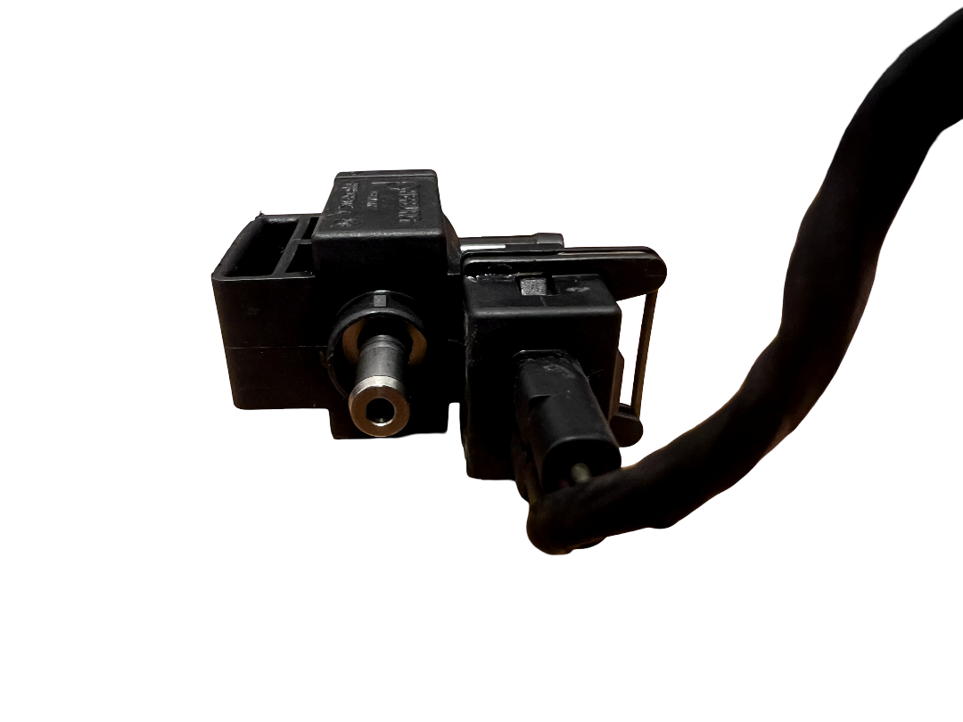 2011-2012 Ford F150 MKT Turbo Control Solenoid Valve AA5E9K378CA GENUINE OEM