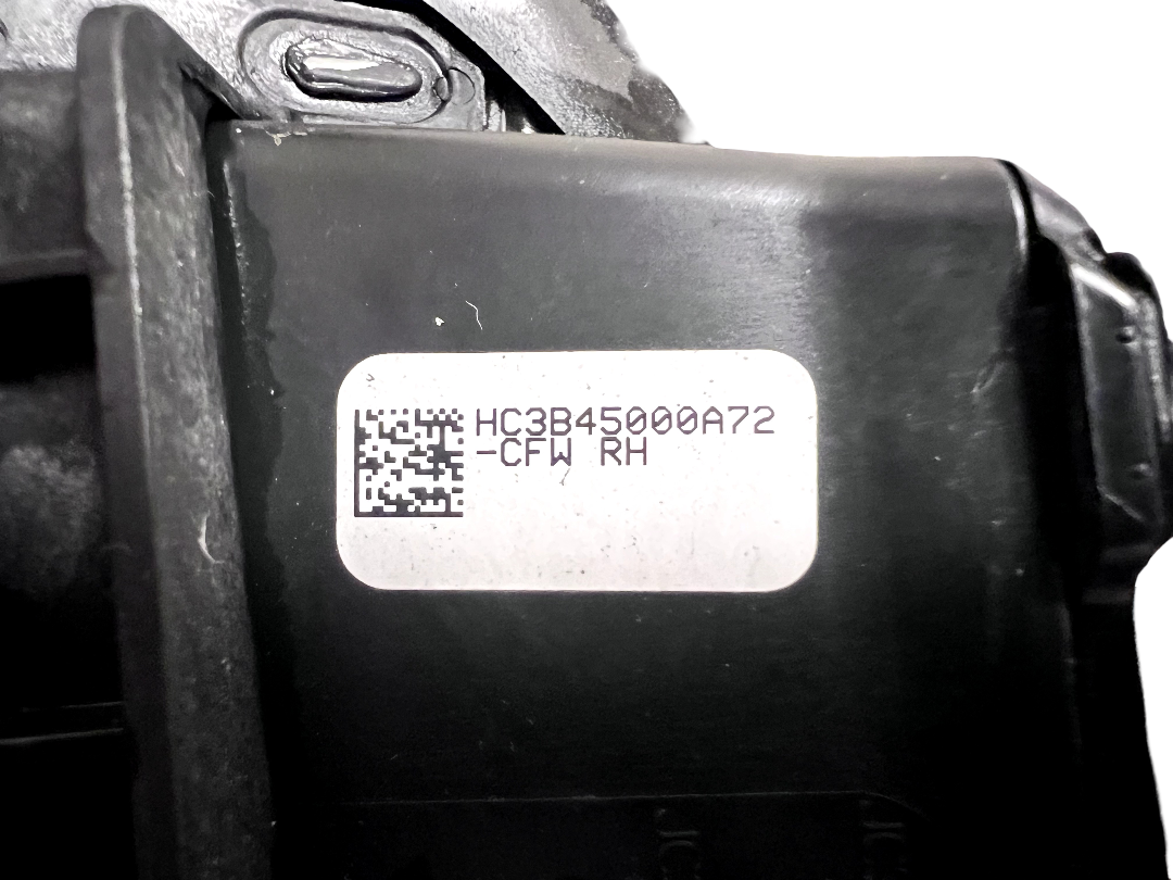 17-22 Ford F450 Super Duty Lariat Passenger Side Fender Vent Emblem Badge OEM