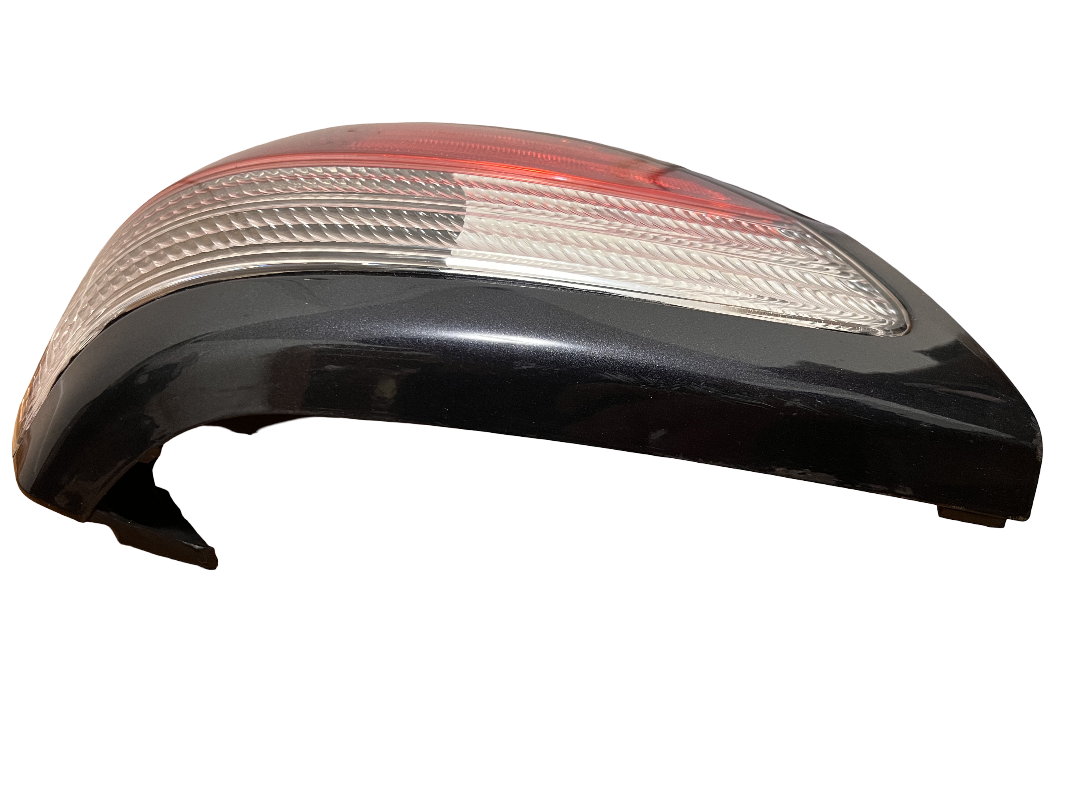 2003 to 2006 Subaru Baja Left Driver LH Side Tail Light OEM T1200 DW