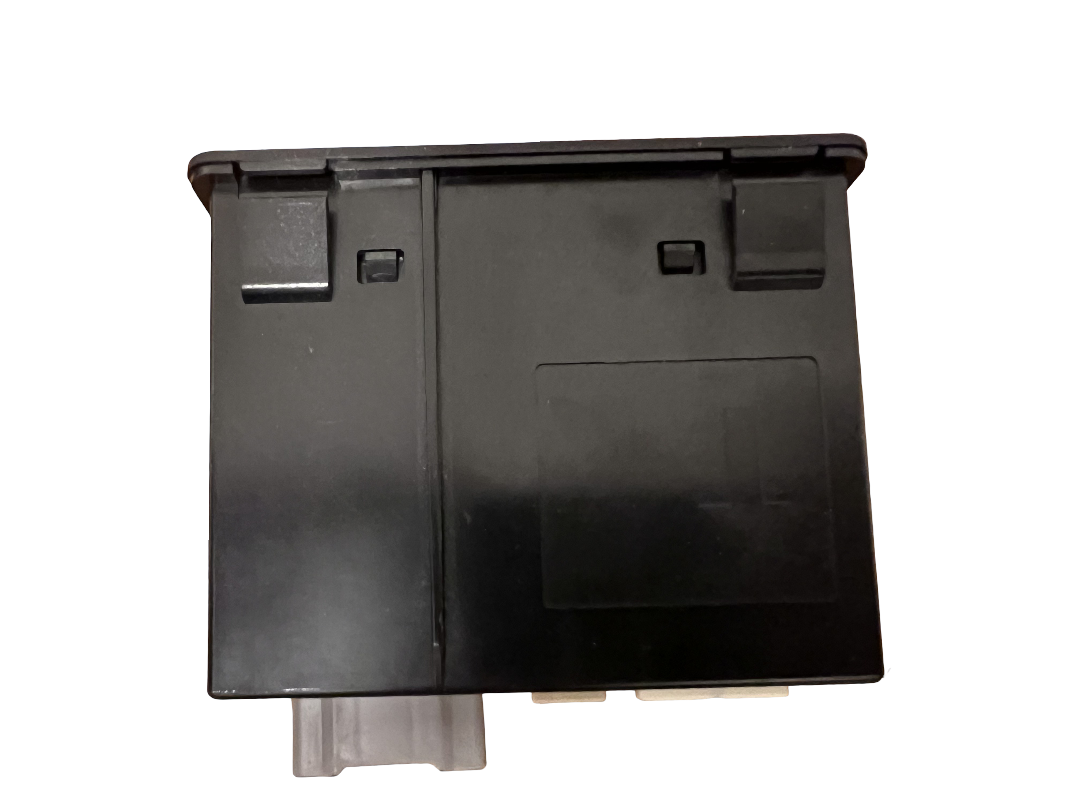 16-23 MAZDA CX-9 CX9 CENTER CONSOLE PORT USB SD HUB AUX CONSOLE CARPLAY OEM