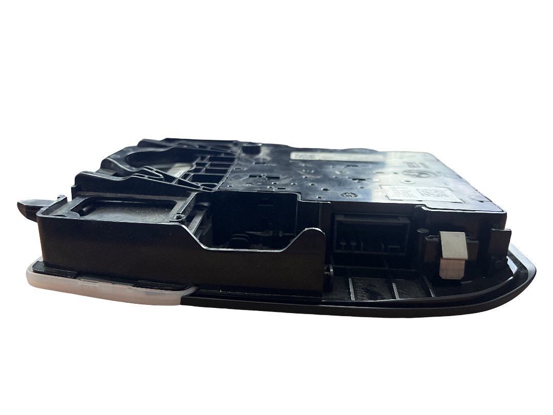 ✅ 12-20 OEM BMW F22 F30 F32 F36 M4 335 435 Roof Console Dome Light SOS Switch