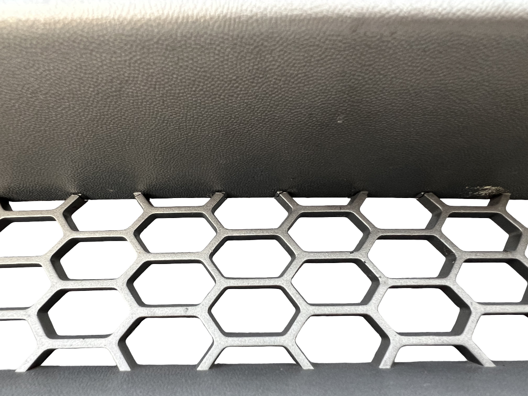 2004-2008  Ford F150 King Ranch Grille OEM