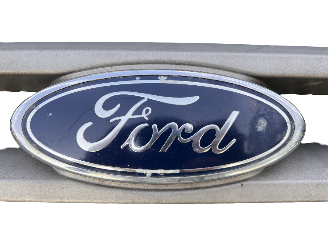2004-2008  Ford F150 King Ranch Grille OEM
